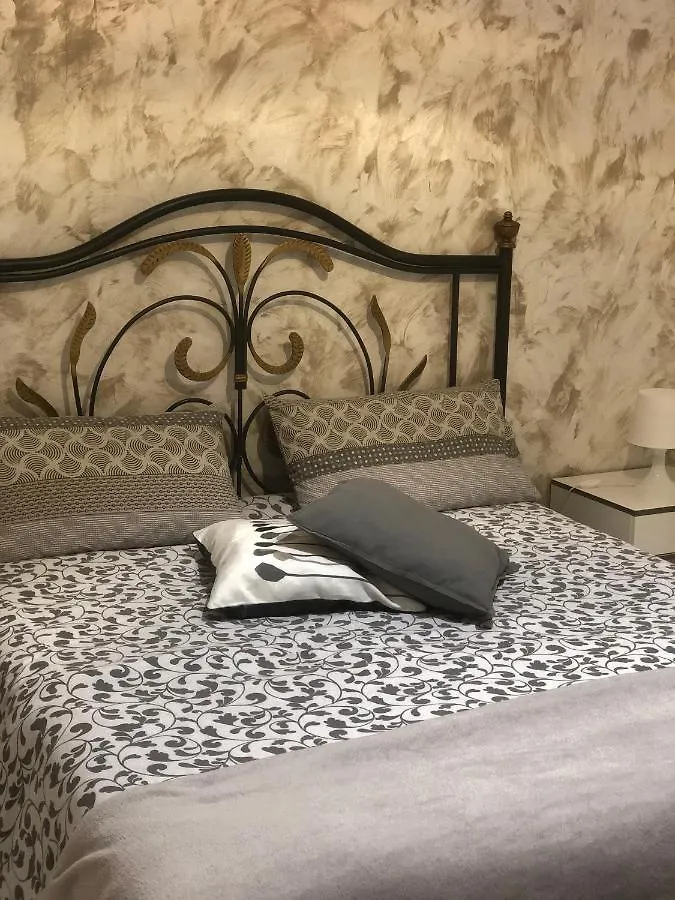 La Finestra Sul Castello Villa Catania Italy